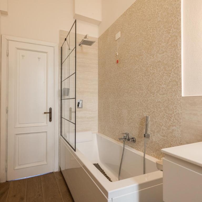 Castagno Garden - Appartamento con 2 Camere da Letto e Terrazza - 20