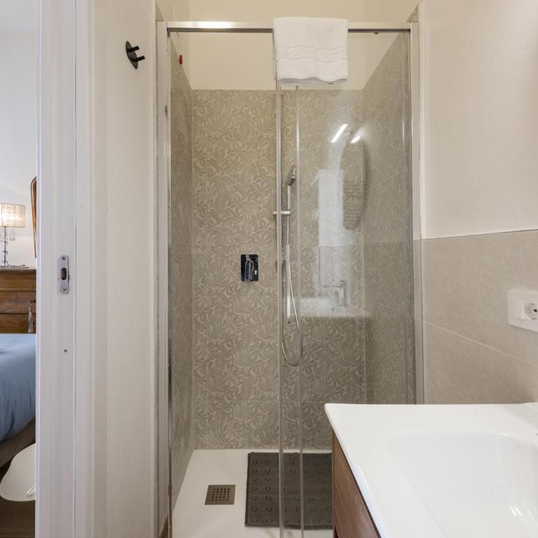 Castagno Garden - Appartamento con 2 Camere da Letto e Terrazza - 31