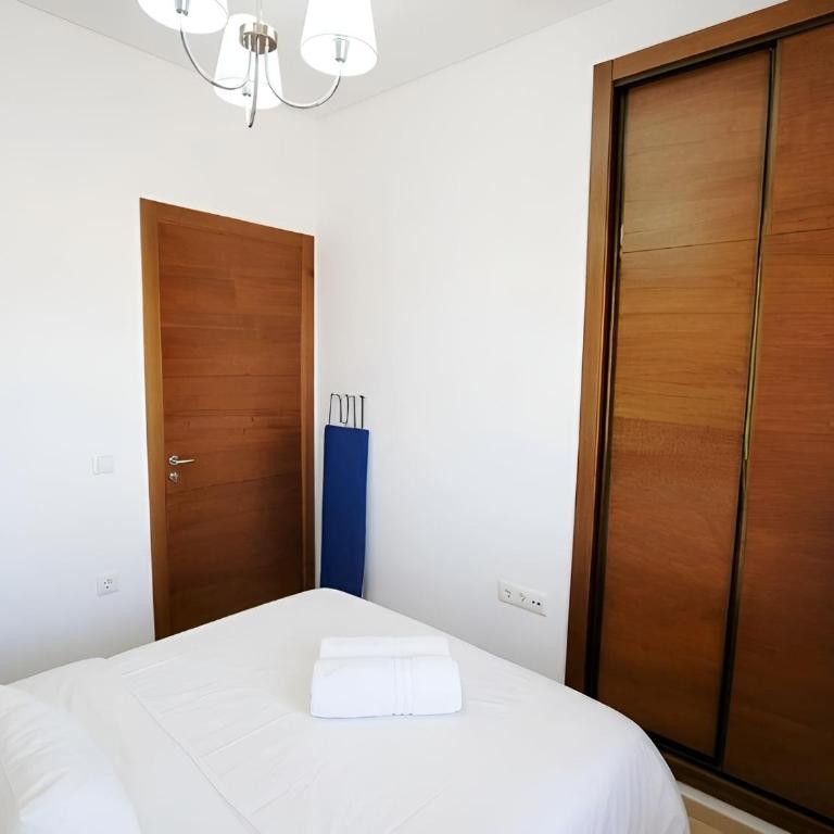 Apartamento con piscina compartida y parking gratis cerca de Tartessus - Apartamento - 20