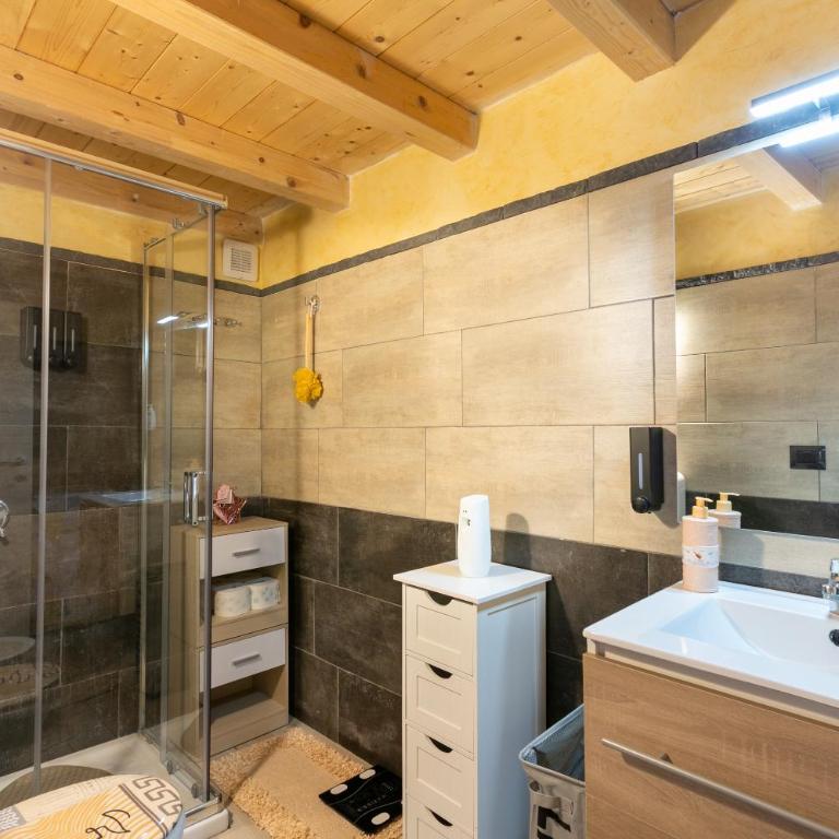 Greta House - Two-Bedroom House - 13