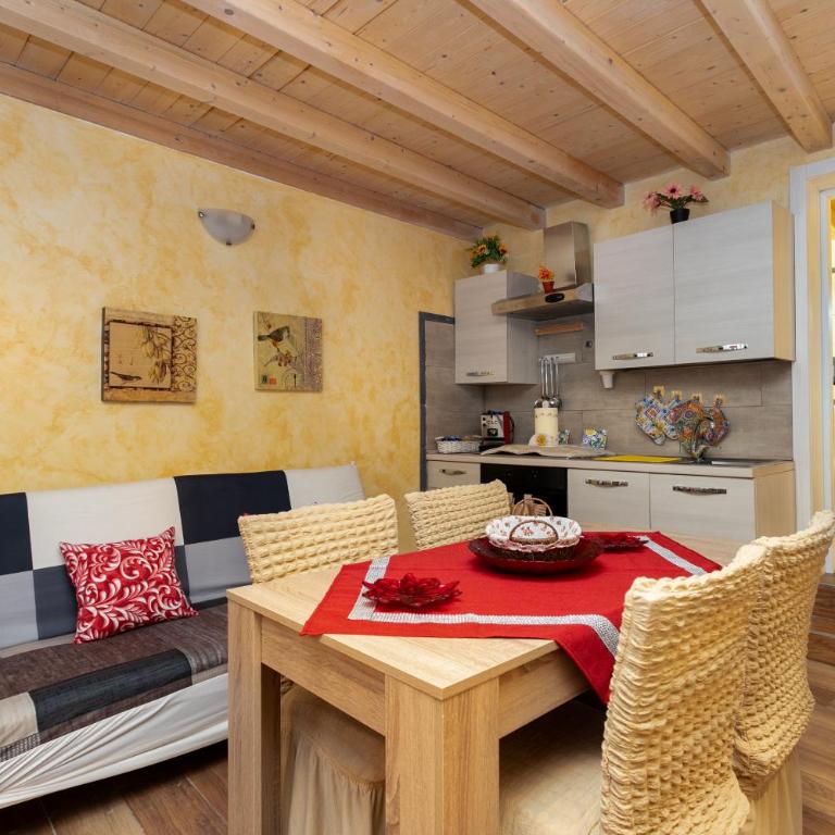Greta House - Two-Bedroom House - 23