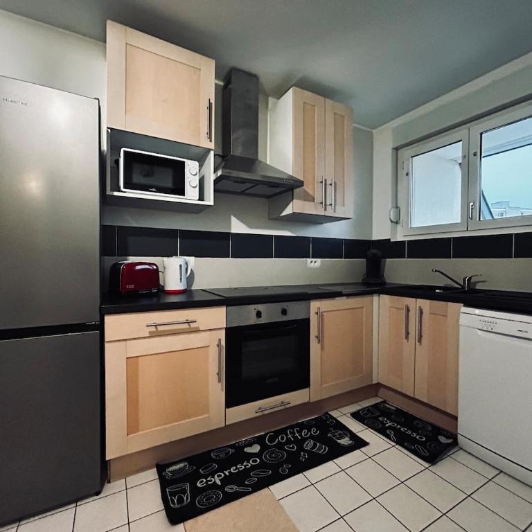 Belfort Grand T4 avec parking et terrasse - Appartamento con 3 Camere da Letto - 7