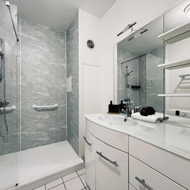 Belfort Grand T4 avec parking et terrasse - Appartamento con 3 Camere da Letto - 9