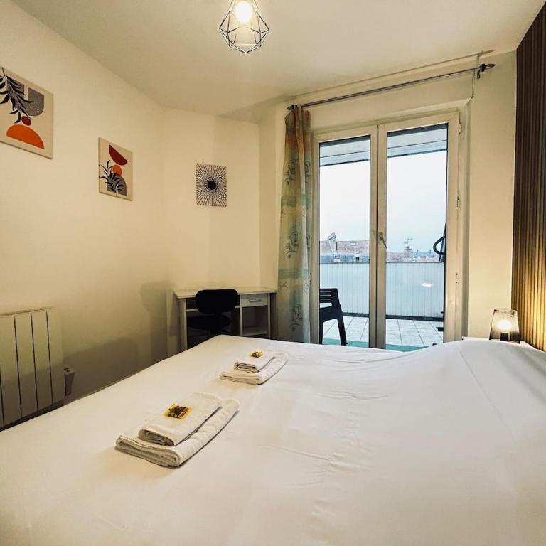 Belfort Grand T4 avec parking et terrasse - Appartamento con 3 Camere da Letto - 11