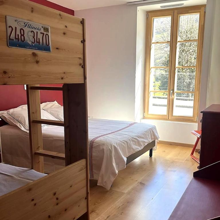 Entre ciel et montagnes - Three-Bedroom Villa - 12