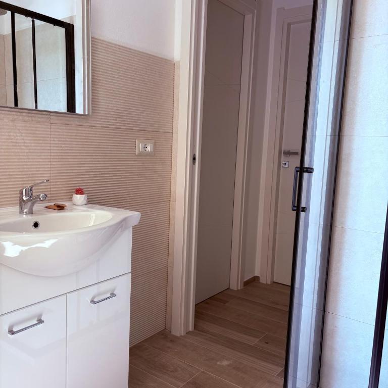 White Sand Beach - Appartamento con 2 Camere da Letto - 32