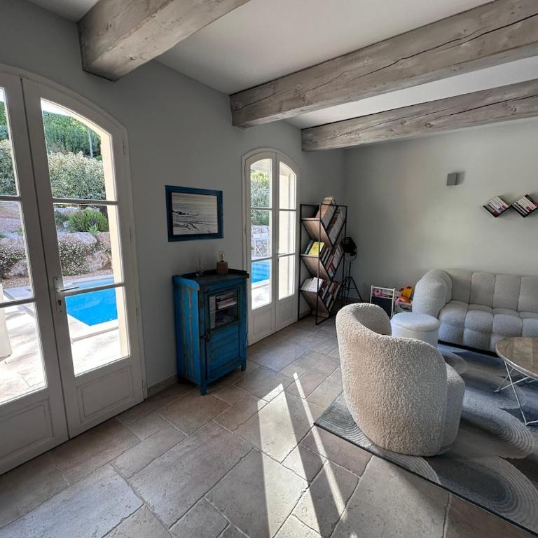 Villa familiale 4 chambres, climatisation & piscine - Golf de Pont Royal en Provence - Villa avec Piscine Privée - 5