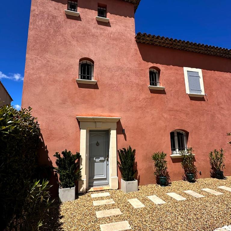 Villa familiale 4 chambres, climatisation & piscine - Golf de Pont Royal en Provence - Villa avec Piscine Privée - 17