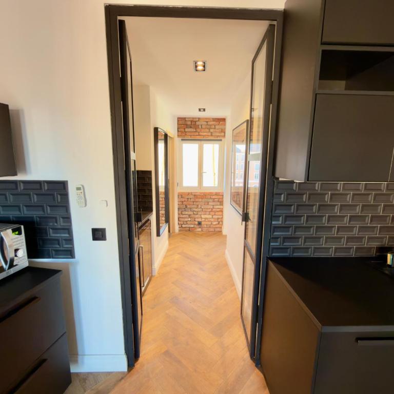 Appartement d'exception Carré d'or, Plage à pied - Apartamento de 1 dormitorio - 12