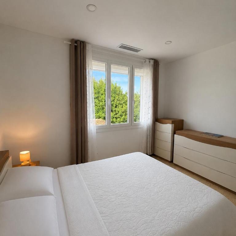 Grand T3 calme chaleureux proche centre et plages - Apartment mit 2 Schlafzimmern - 5