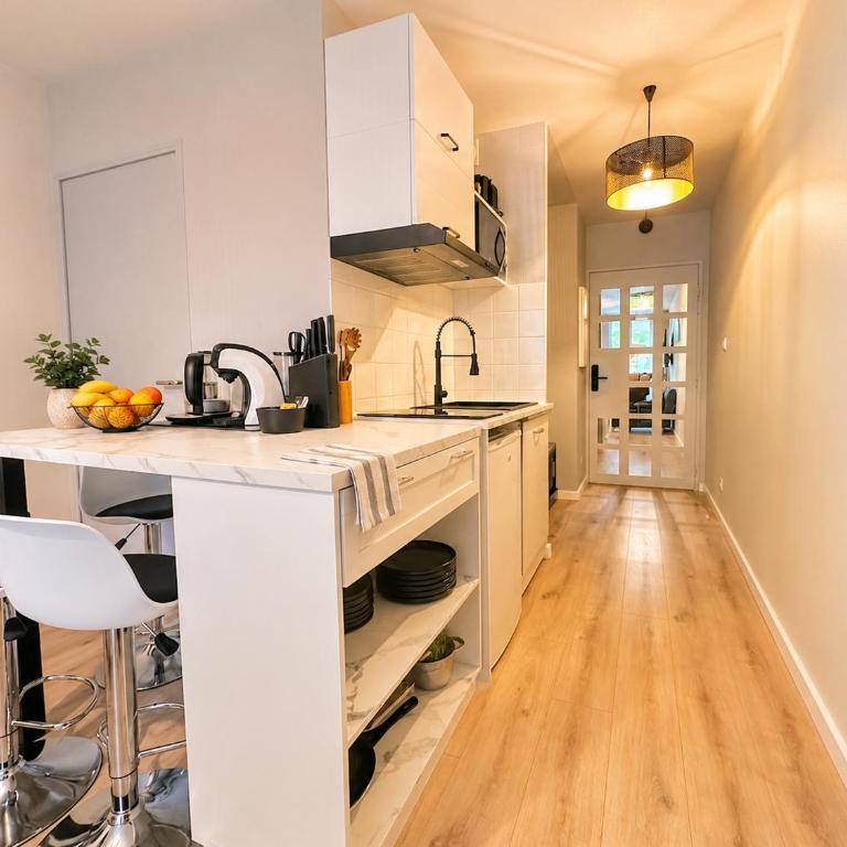 N 02 Halte Nancy - parking et accès petit-déjeuner - Appartamento con 1 Camera da Letto - 1