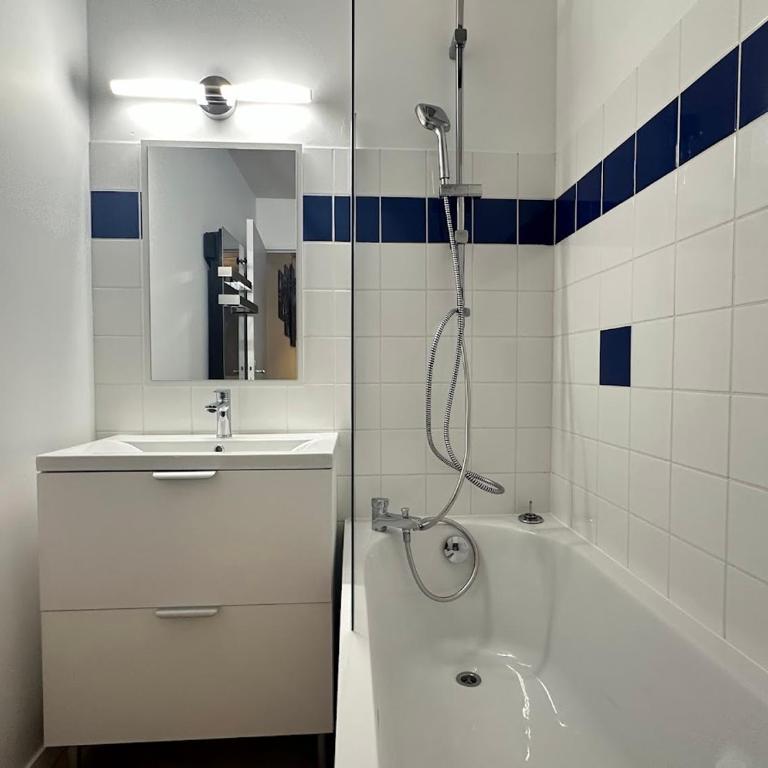 N 02 Halte Nancy - parking et accès petit-déjeuner - Appartamento con 1 Camera da Letto - 6