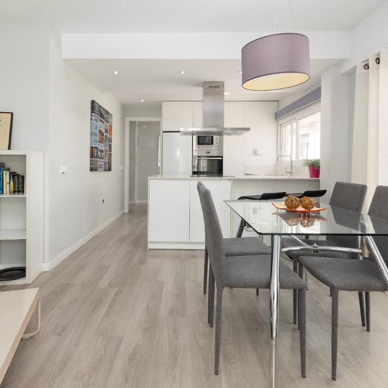 ApartUP Central Market Corner - One-Bedroom Apartment - 16