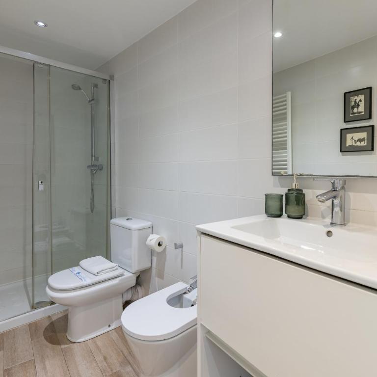 ApartUP Central Market Corner - One-Bedroom Apartment - 21