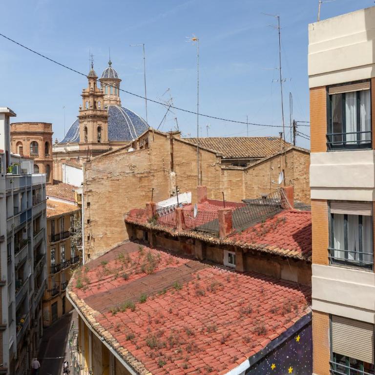 ApartUP Central Market Corner - One-Bedroom Apartment - 34