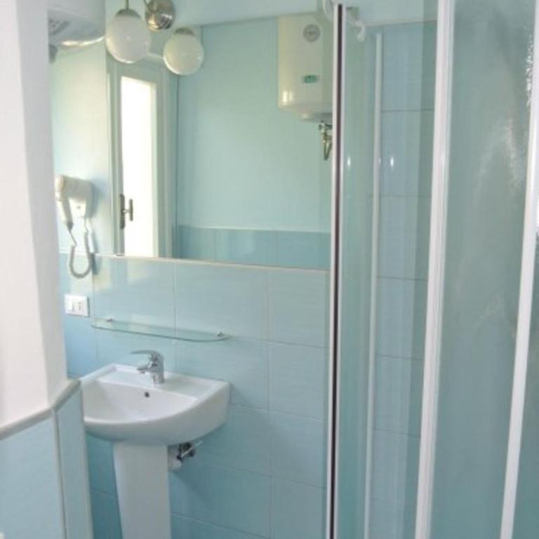 Family-friendly stay in Bibione for five guests - Apartment - 7