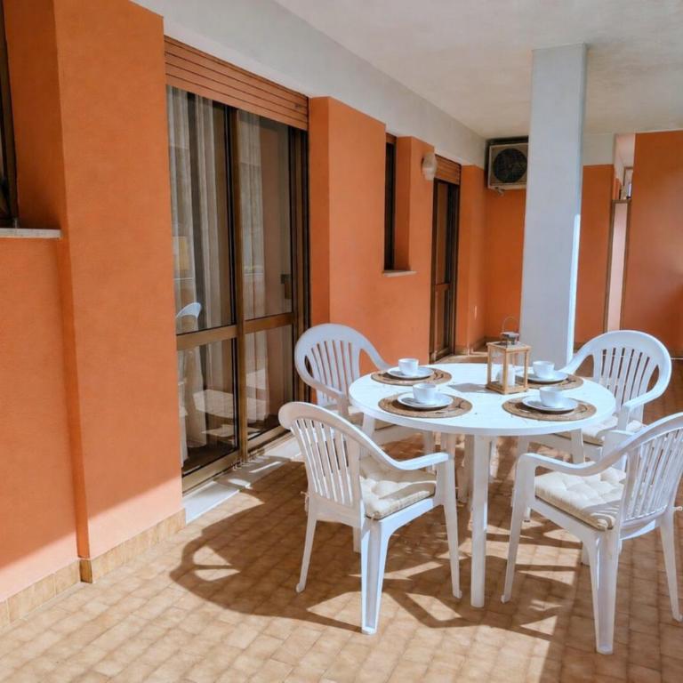 Capitol - One-Bedroom Apartment - 10