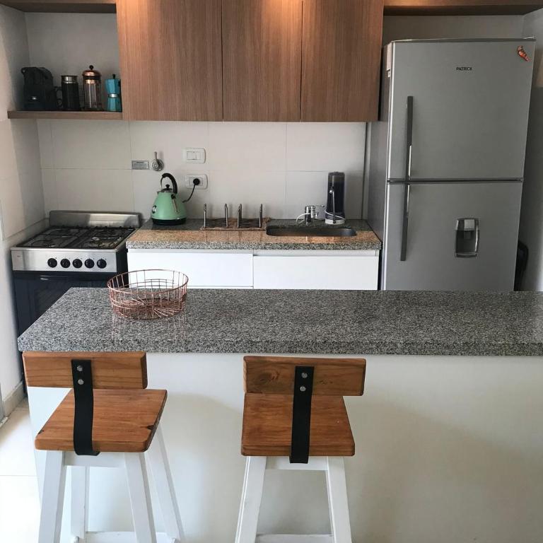 Perla Escondida ahora renovado! patios y parrilla privada, pileta compartida - One-Bedroom Apartment - 6