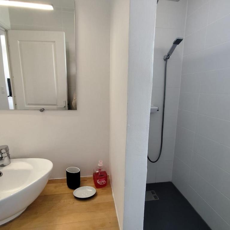 La Parenthèse idéale,50m plage, Parking et Wifi - Appartement 2 Chambres - 9
