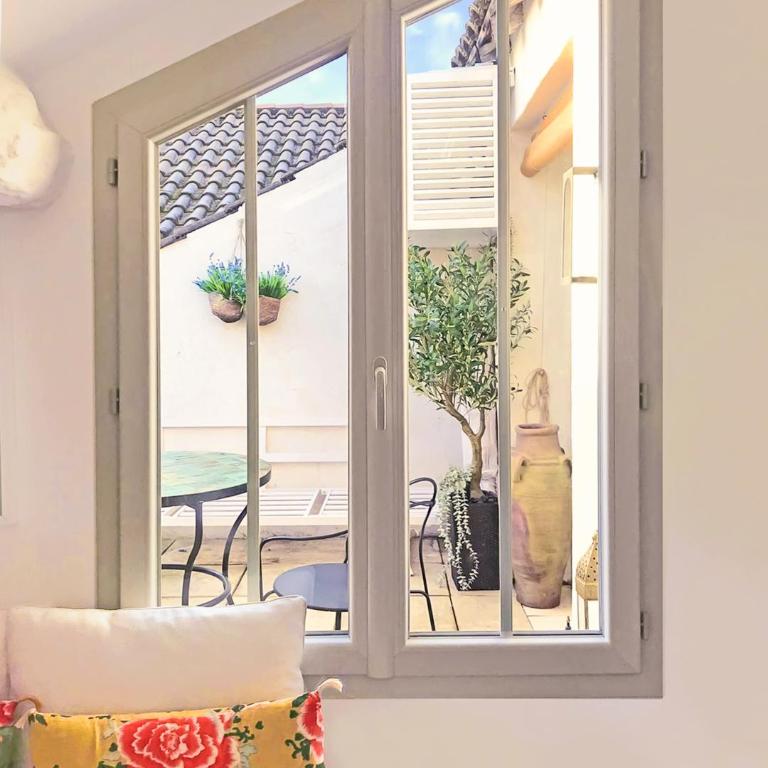 Le Ciel de Nîmes - Climatisé -Centre ville- Arènes 2minutes - Apartamento de 1 dormitorio - 4
