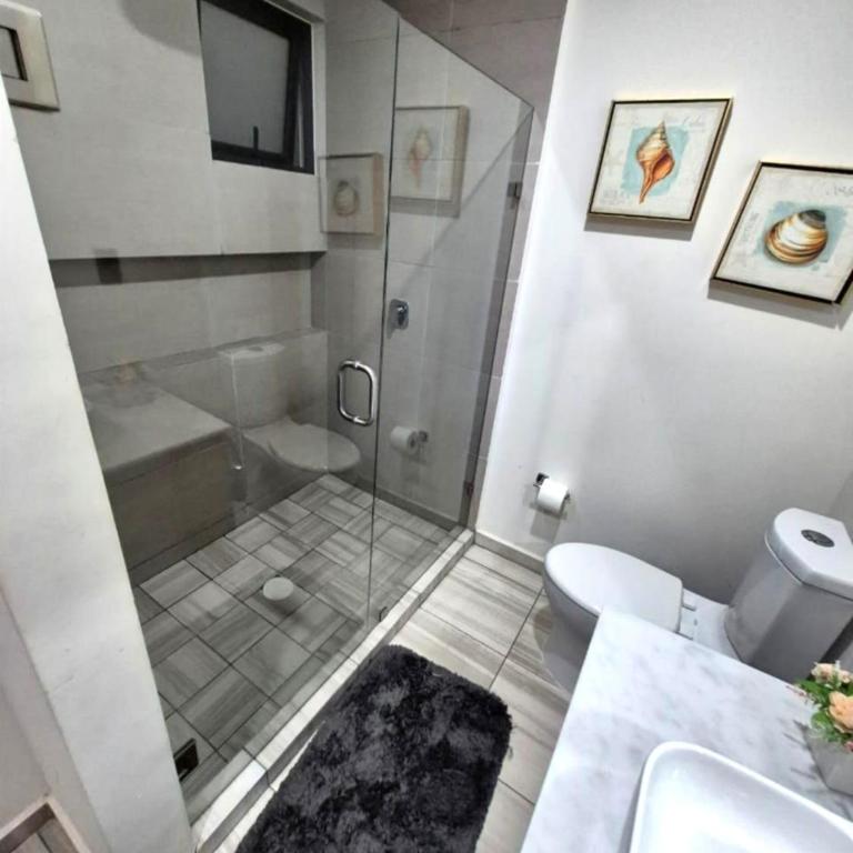 Altomare Blanco #2 Depto Lujo Frente Mar y Malecón - Two-Bedroom Apartment - 15