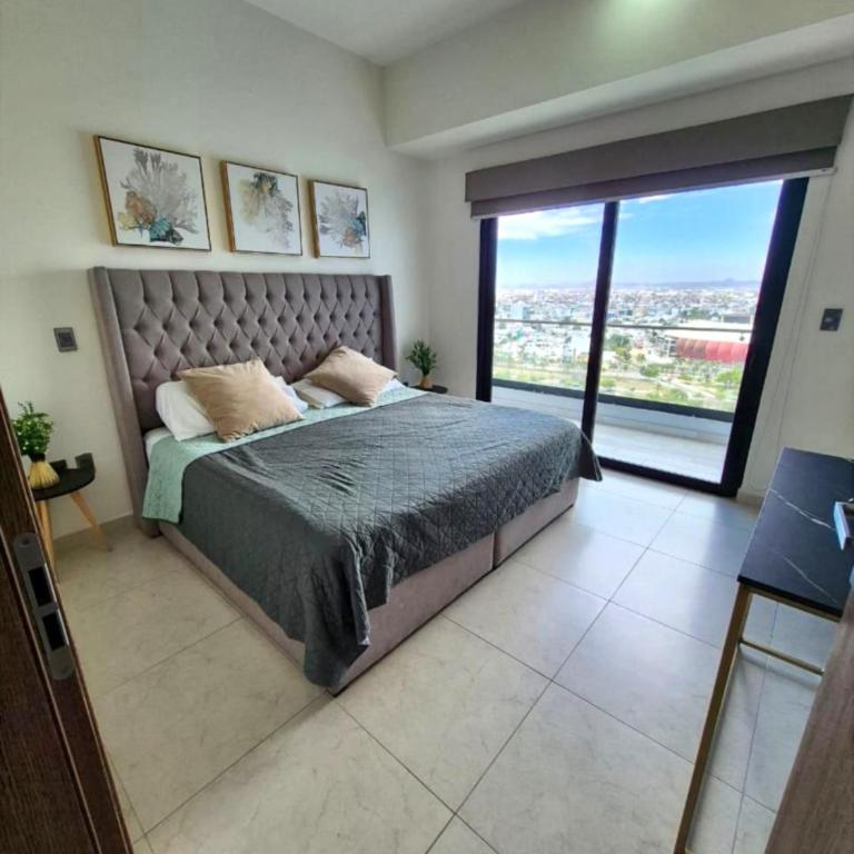 Altomare Blanco #2 Depto Lujo Frente Mar y Malecón - Two-Bedroom Apartment - 17