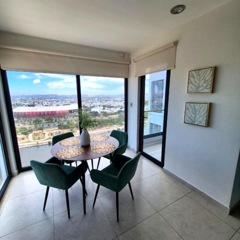 Altomare Blanco #2 Depto Lujo Frente Mar y Malecón - Two-Bedroom Apartment - 30