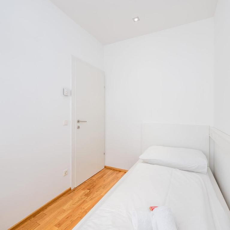 CityFLAT 38 Schladming - by myNests - Apartment mit 3 Schlafzimmern und Balkon - 20