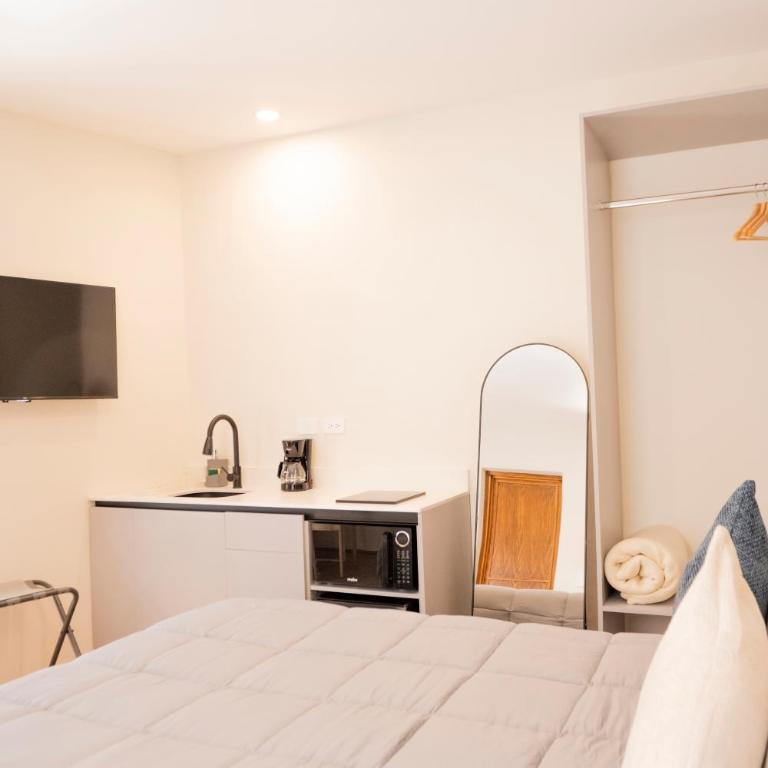 Patio 7 Studios - Apartment - Ground Floor - 17