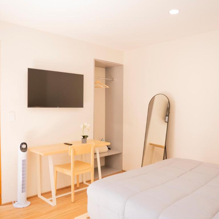 Patio 7 Studios - Apartment - 13