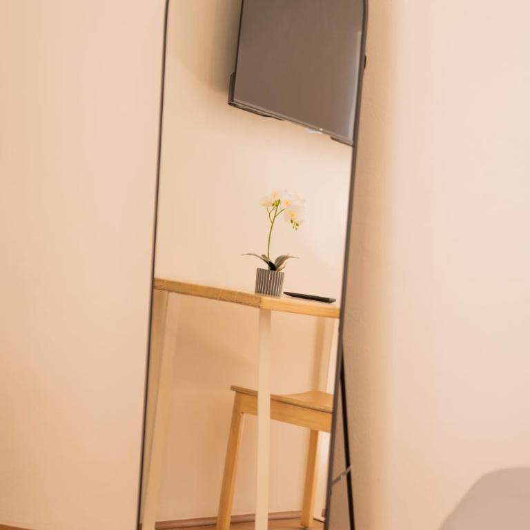Patio 7 Studios - Apartment - 14