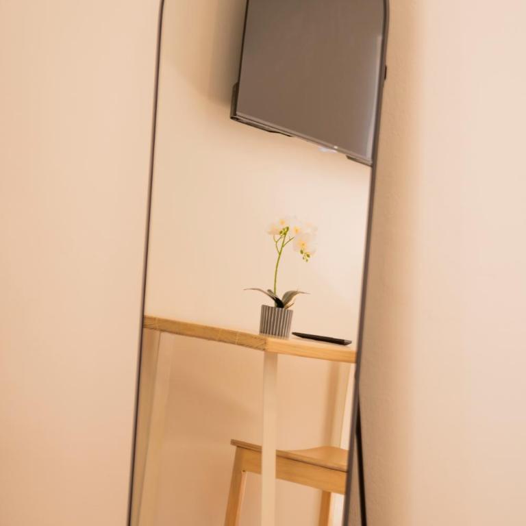 Patio 7 Studios - Apartment - 15