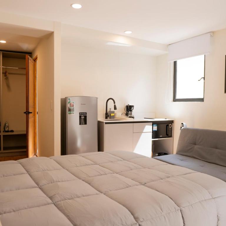 Patio 7 Studios - Apartment - 11