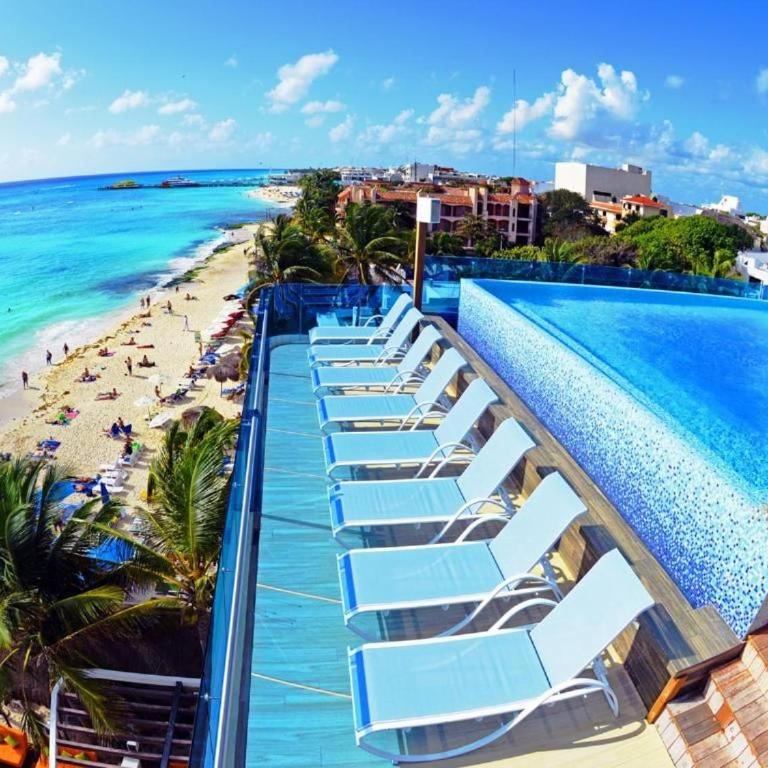 Oceanfront King Suite with Stunning Ocean View - Deluxe King Studio - 14