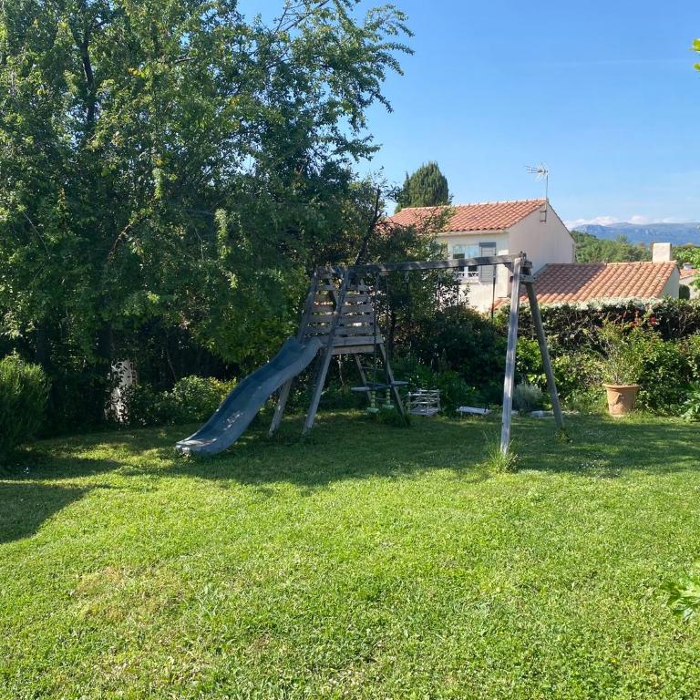 Jolie pavillon avec jardin privé - Chalet de 1 dormitorio - 4