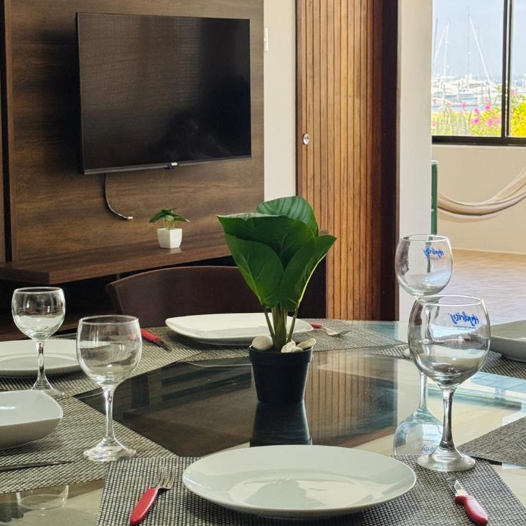 Departamento salida directa al mar - Three-Bedroom Apartment - 11