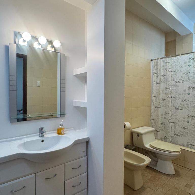 Departamento salida directa al mar - Three-Bedroom Apartment - 21