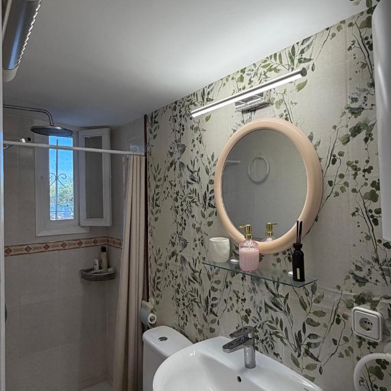 Casa rústica y luminosa - One-Bedroom House - 12