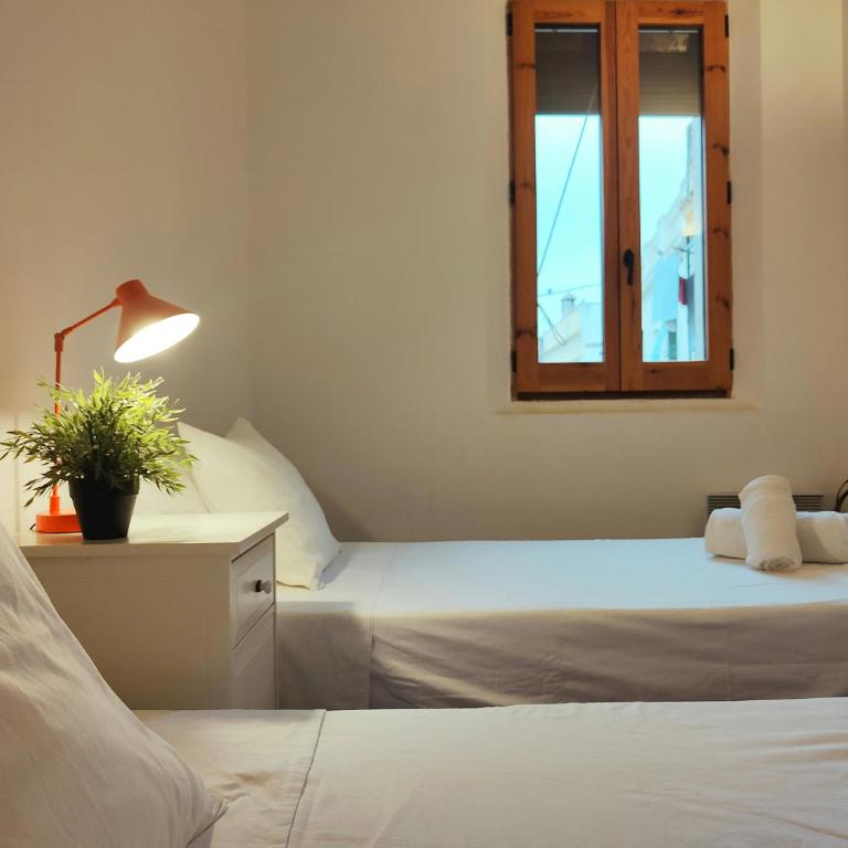R.G. Central Tranquil 1BR apt. 2BEDS. La Rambla - Apartment - 3