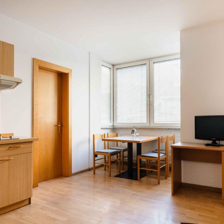 Residence Isarcus - Apartment mit 1 Schlafzimmer und Balkon - 7