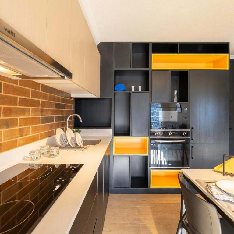 1BR Retreat Providencia Modern Pool and Gym - Apartment - 2