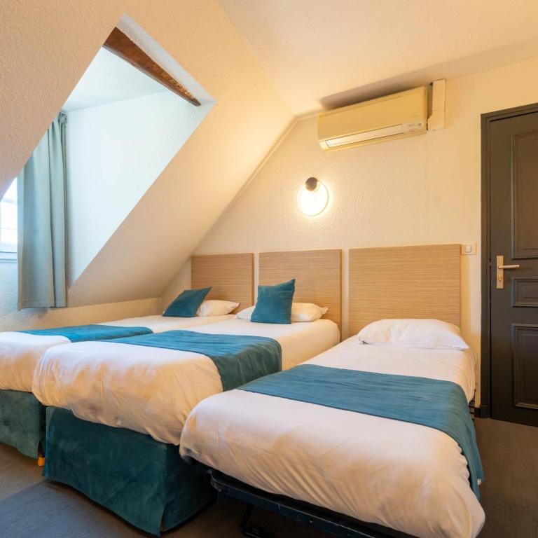 Hôtel Le Blason - Chambre Quadruple - 6