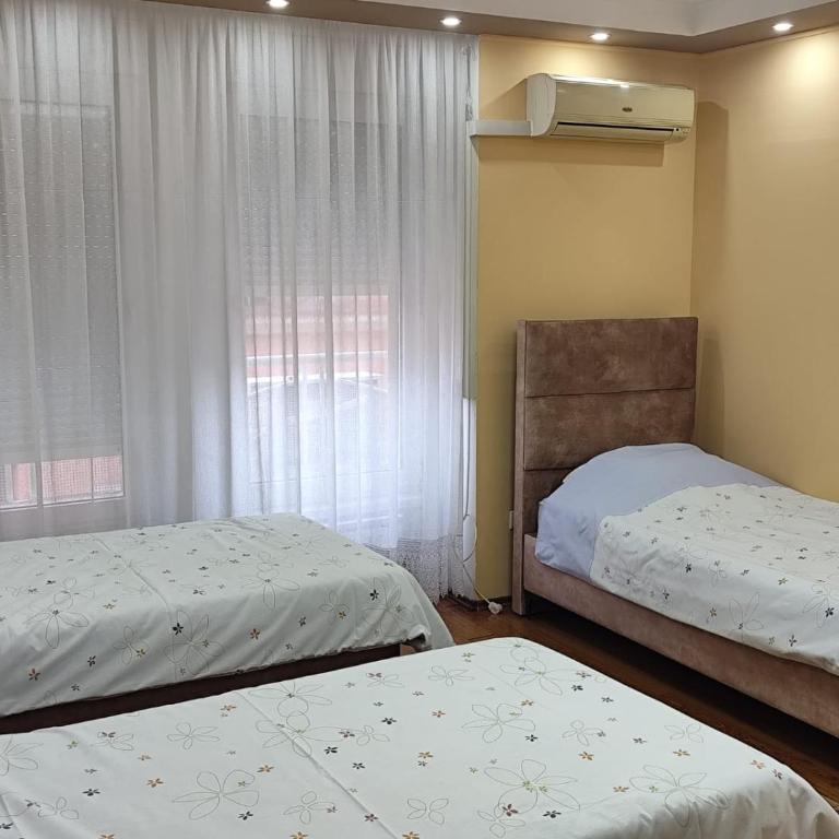 Apartment Stari Grad Korzo Tuzla - Apartman sa 2 Spavaće Sobe - 14