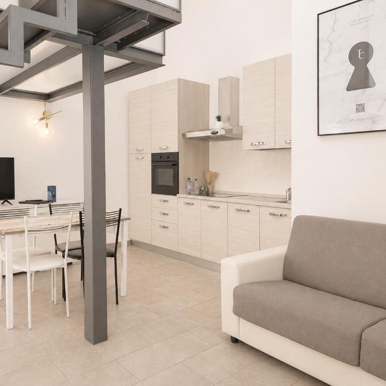 Collection Porta Romana Suites - Top Collection - Appartamento con 1 Camera da Letto - 2