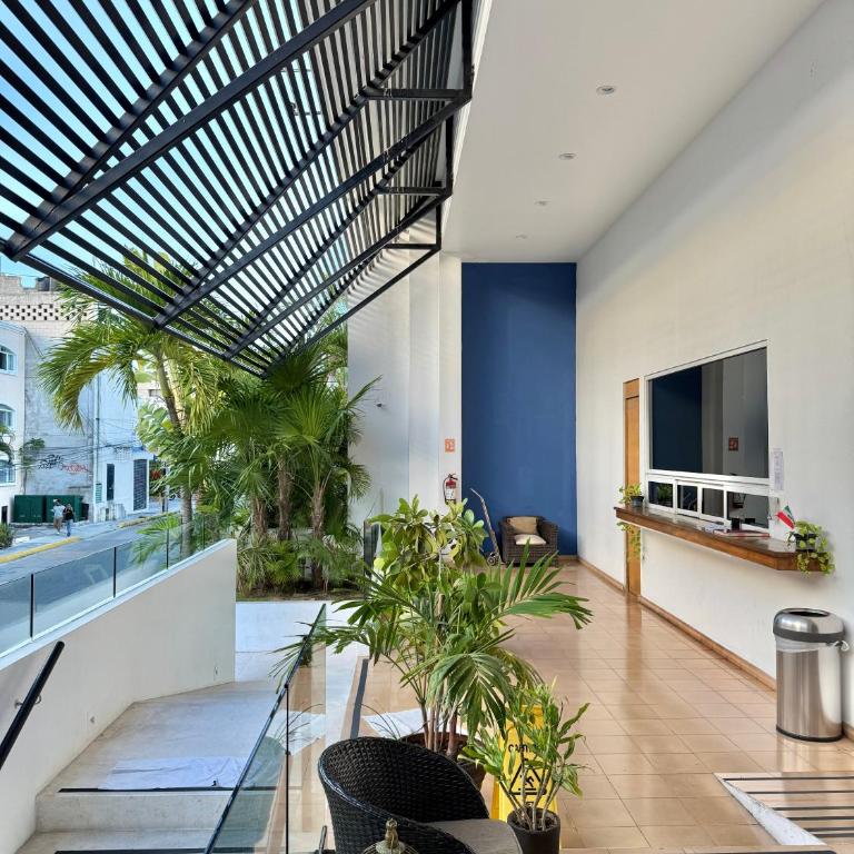Anah Suites by Las Flores Vacation Rentals - Two-Bedroom Apartment - 10
