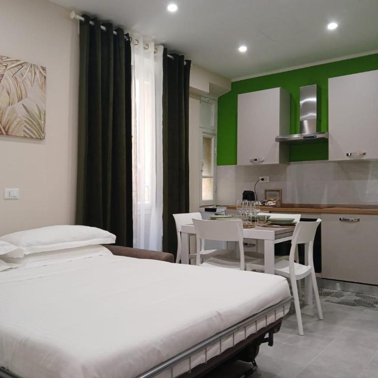 Affittacamere CINQUE TERRE LABI - Camera Quadrupla con Bagno Privato - 28