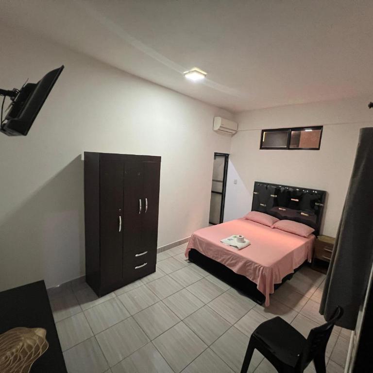Hostal Rokemar - Single Room with Private Bathroom - 4