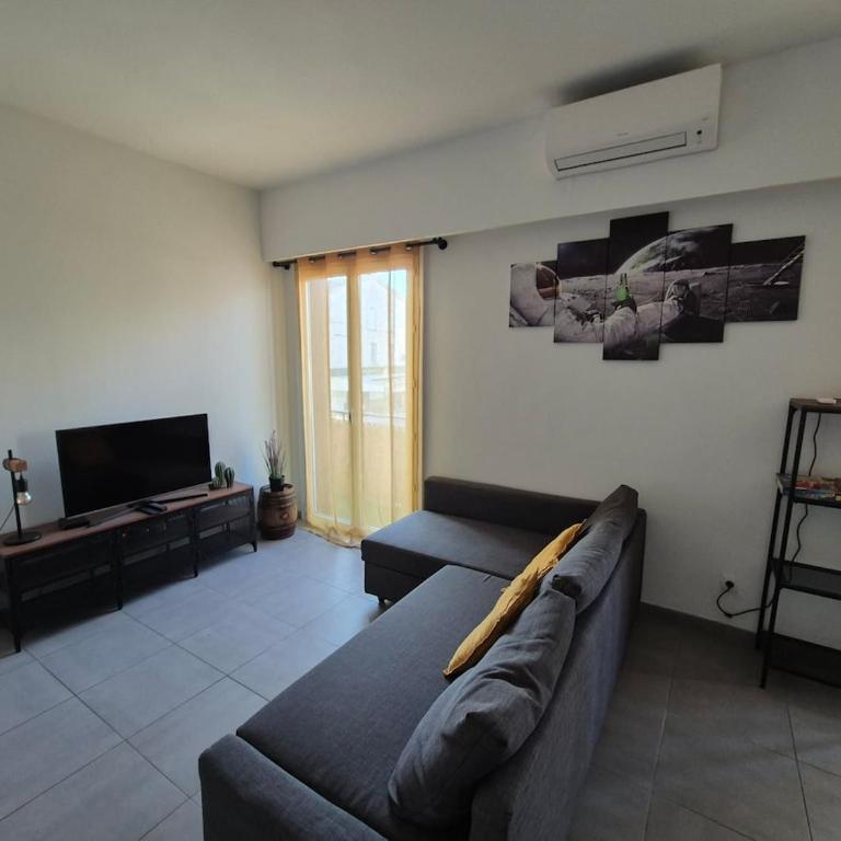 Appartement au premier étage au centre ville - Appartement 1 Chambre - 12