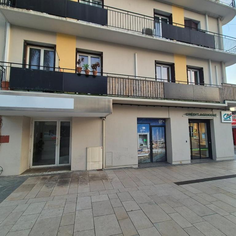 Appartement au premier étage au centre ville - Appartement 1 Chambre - 13