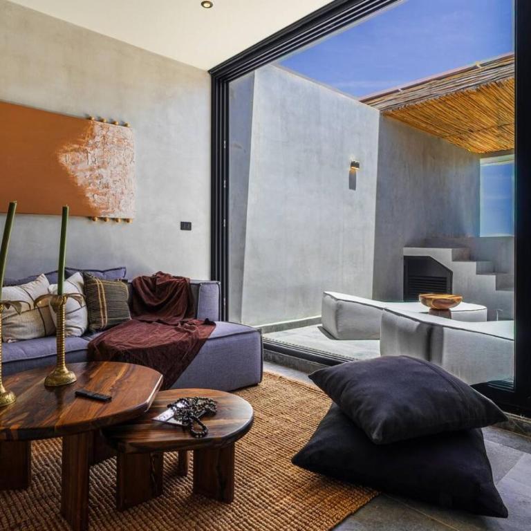 Luxury Beachfront 1BR Apt 303 Neea Bahia Soliman - Apartamento - 2